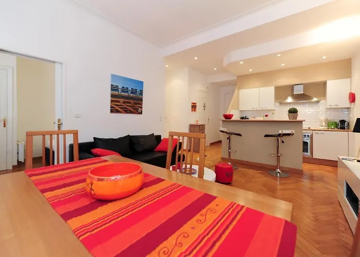 Le Savoy Palace - Five Stars Holiday House